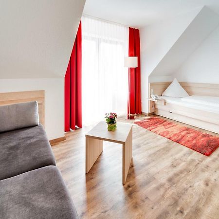 Hotel Waldparkstube Bad Schonborn Exterior foto
